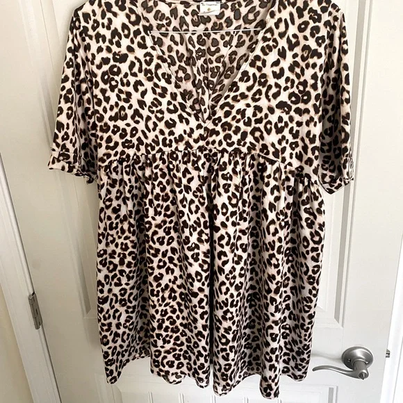 Staple cheetah dress! Barely worn! Could be cover up, dressed up or dressed down - Picture 1 of 7